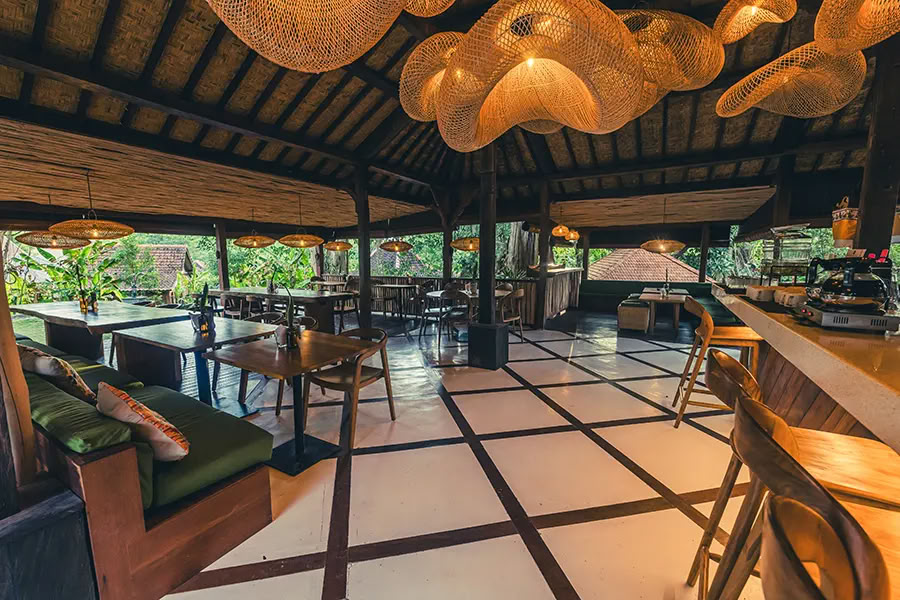 Lucidflow 100h of 300h ytt - Yoga Teacher Training Bali