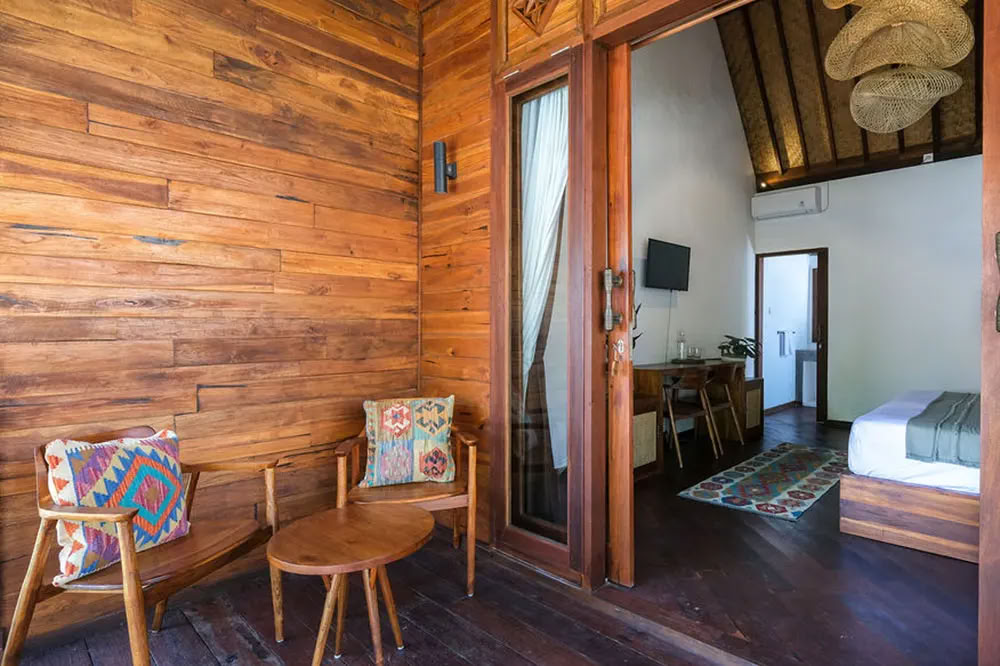 Lucidflow 100h of 300h ytt - Yoga Teacher Training Bali