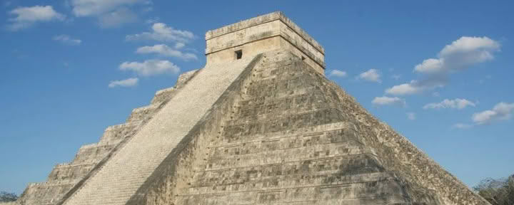 Mayan Secrets. Chichen Itzá & Valladolid.
