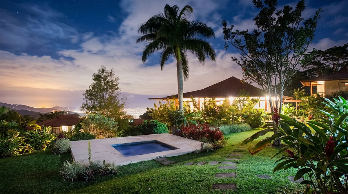 THE FASCIA WAVE RETREAT: ​ COSTA RICA