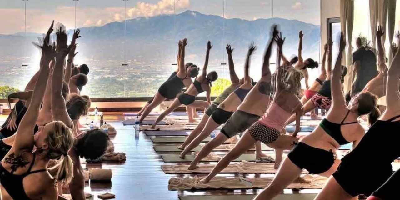 MrPilatesGuy presents Hot Pilates in Costa Rica