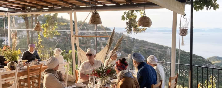 Sungalaa Kundalini Yoga Teacher Training: Authentic Relationships