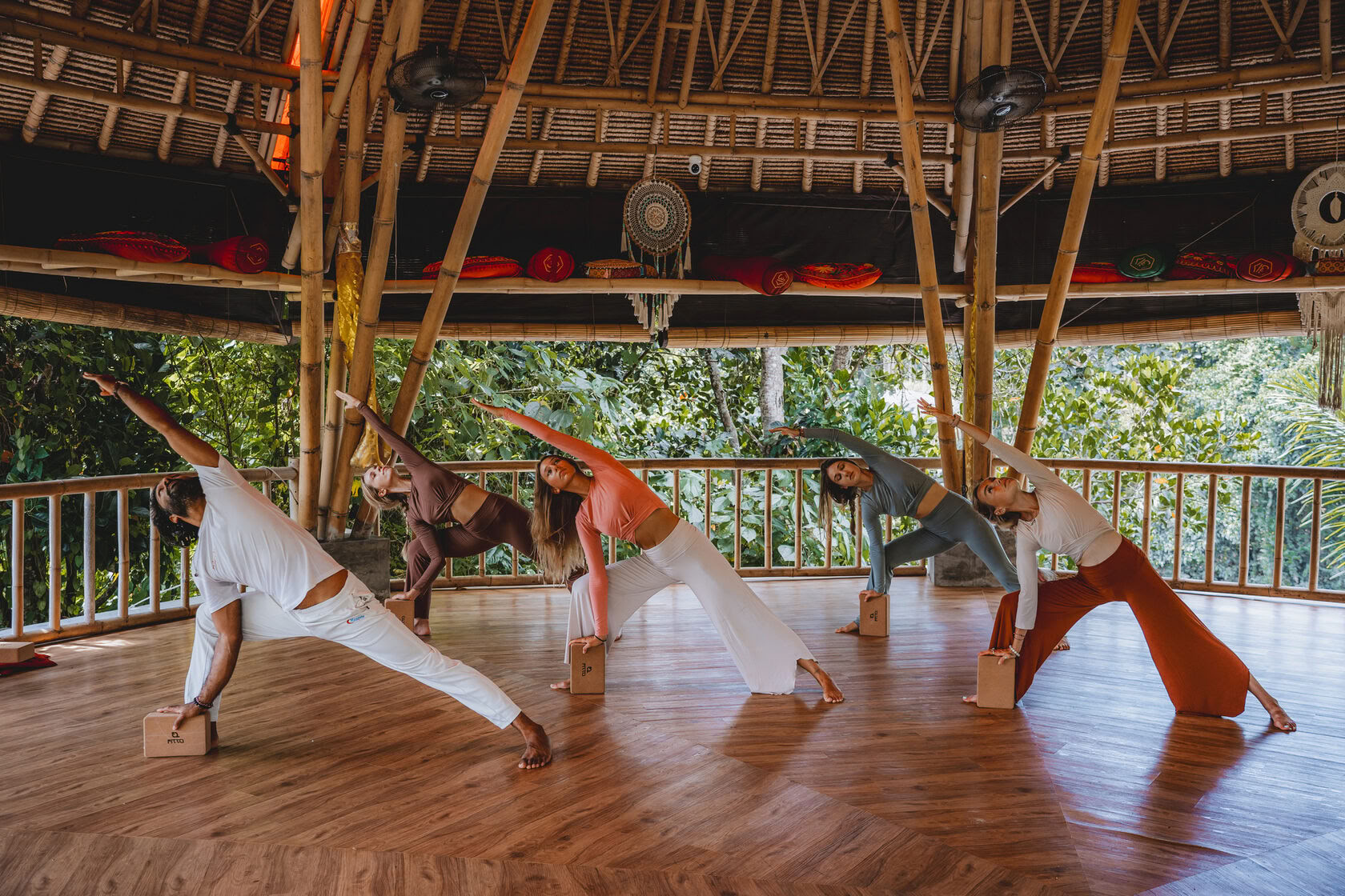 200hrs Yoga Teacher Training in Bali, Amertham