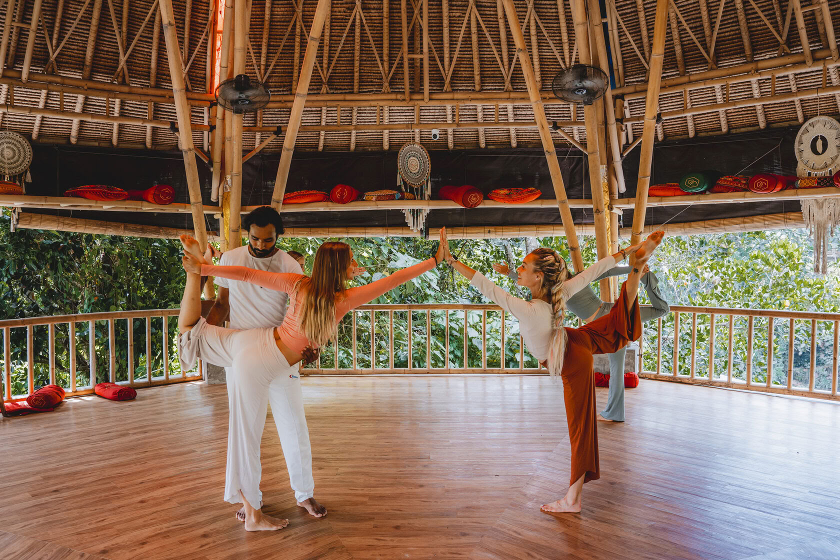 200hrs Yoga Teacher Training in Bali, Amertham