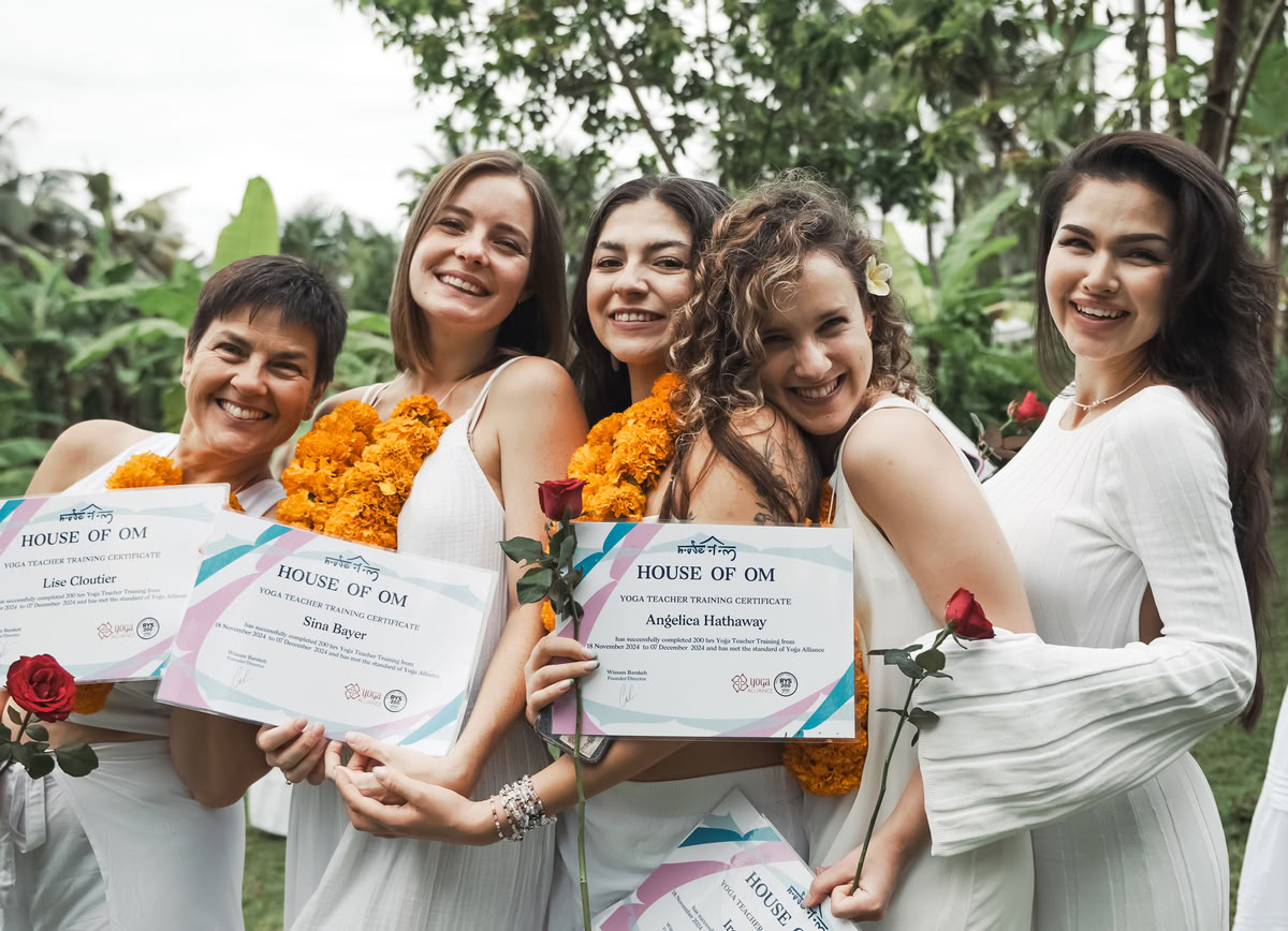 200hrs Yoga Teacher Training in Bali, Amertham