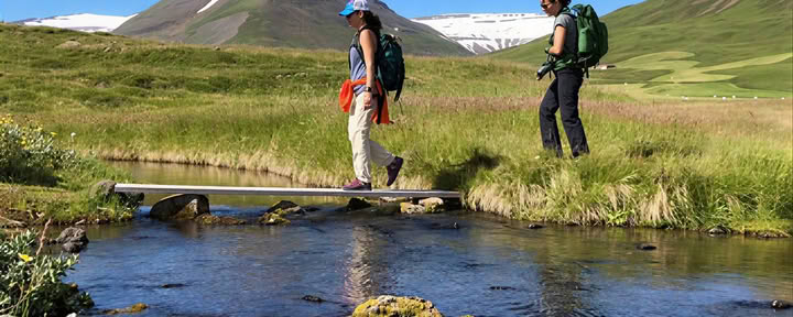 Yoga & Hike Midnightsun Retreat in Iceland – Dates 2026