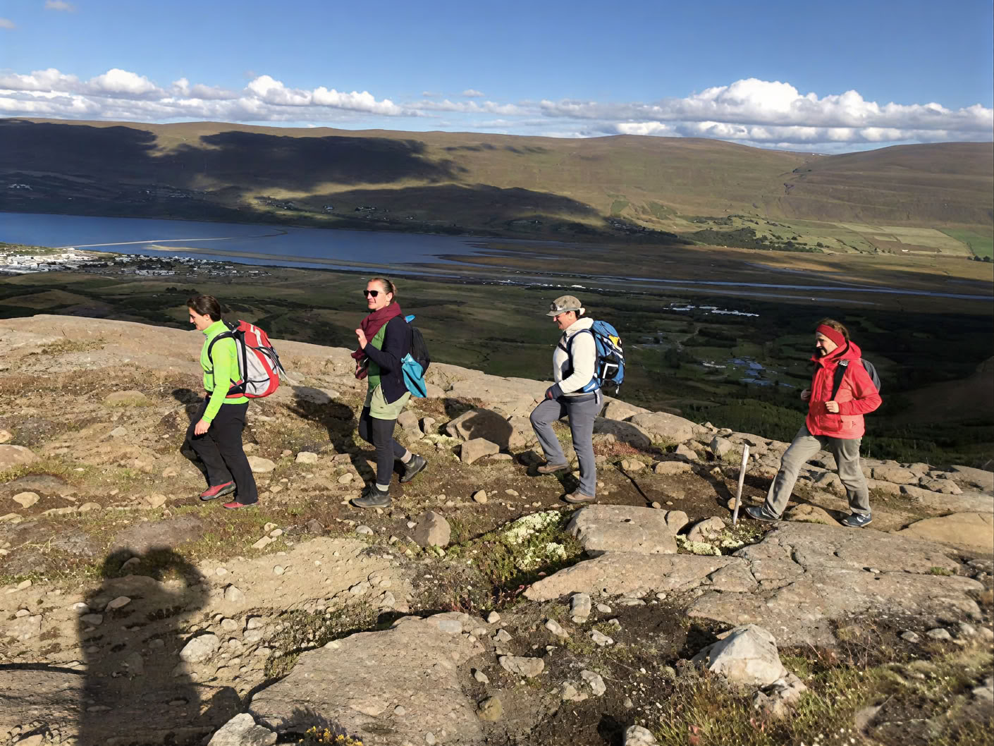 Yoga & hike - Autumn retreat in Iceland