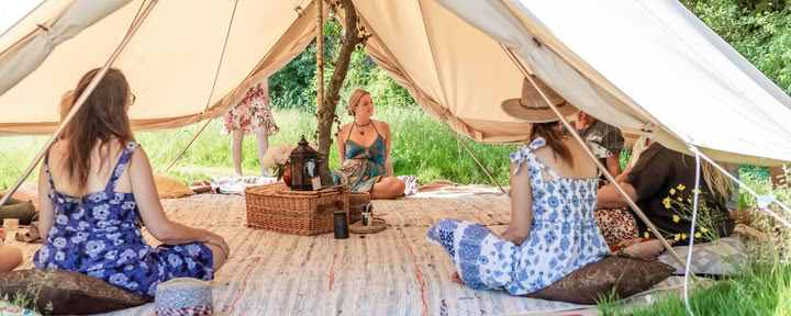 Refresh - Mindful Nature, Forage and Lunch