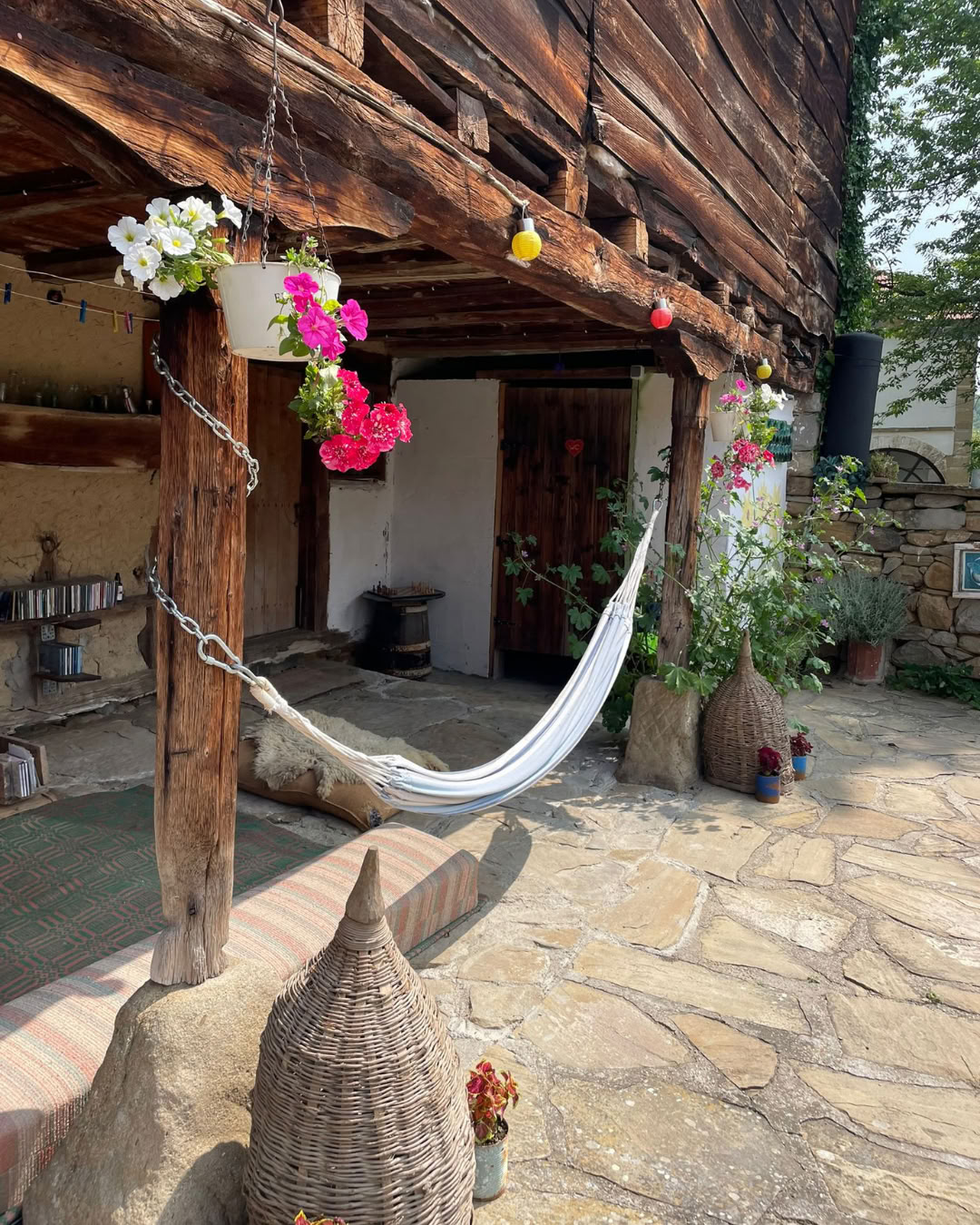 3 Day: Workshop, Advanced Clay Plastering Techniques + Land & Connect Arrival Day – Whispers of Earth, Weaving Land Spirit & Living Clay: Part 2
