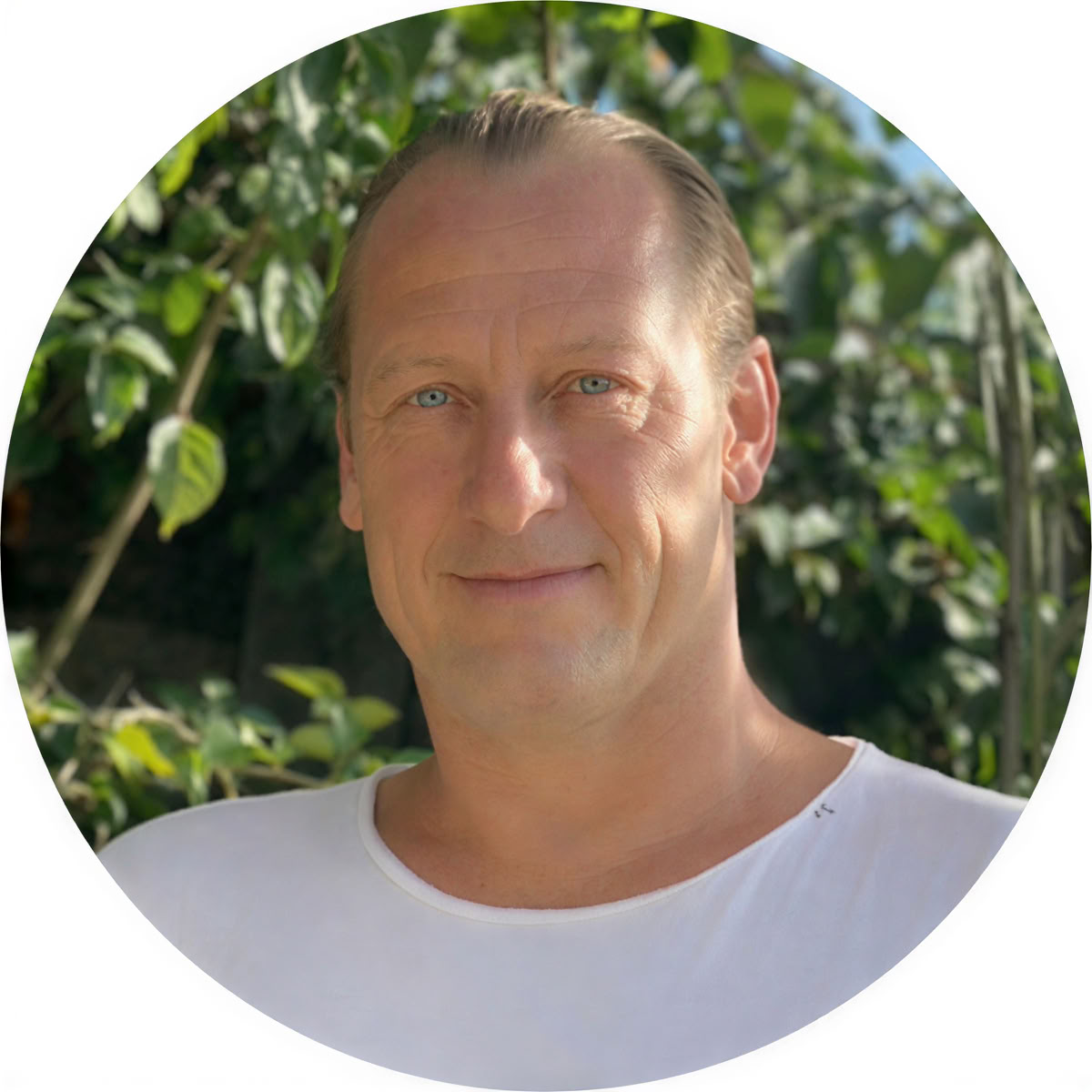 200 Hr Vinyasa and Yin Yoga Teacher Training – Peter Kaaberbol Kristensen