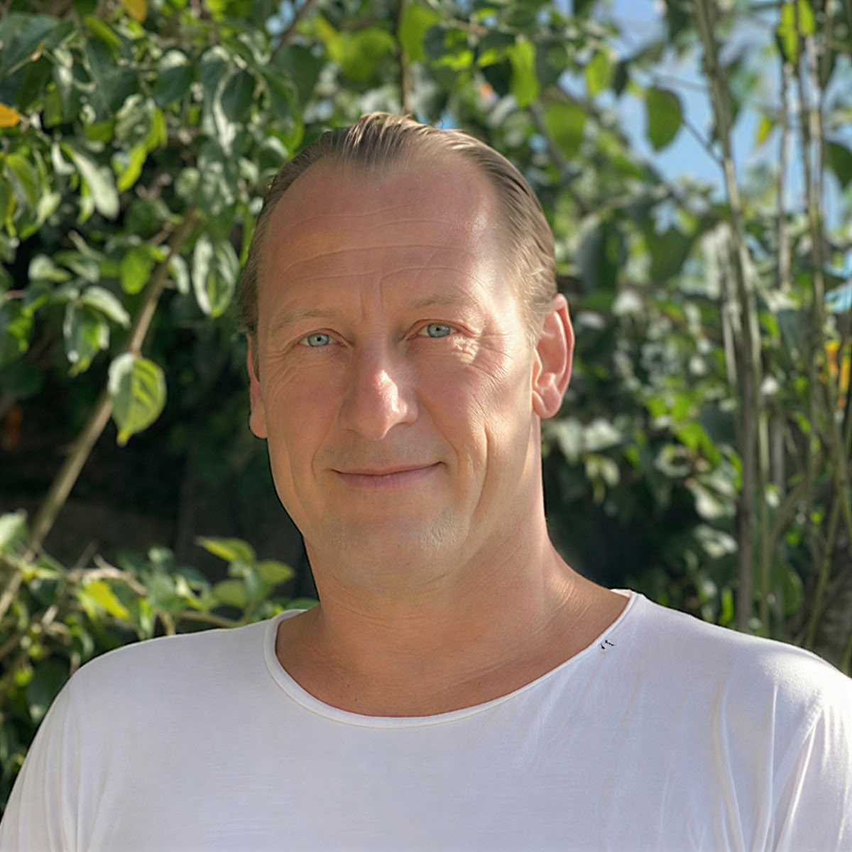 200 Hr Vinyasa and Yin Yoga Teacher Training – Peter Kaaberbol Kristensen