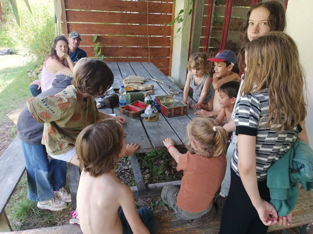 About Hobbits, Elves, Dwarfs, Humans and Wizards: Childrenweek with Richard