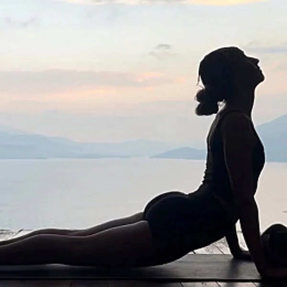 Relax and Rejuvenate: Reconnecting the Mind and Body / Samantha Schanstra — Villa Sumaya