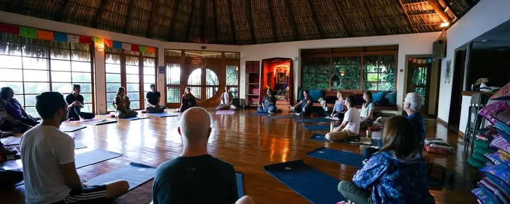 Kirtan Leadership Training / Ananda Das — Villa Sumaya