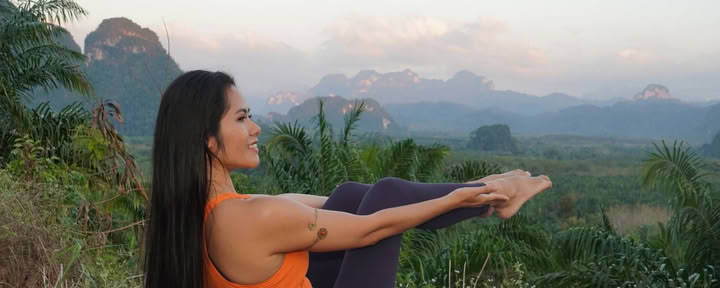 Group Class : Sunset Yoga + Singing Bowls Sound Bath