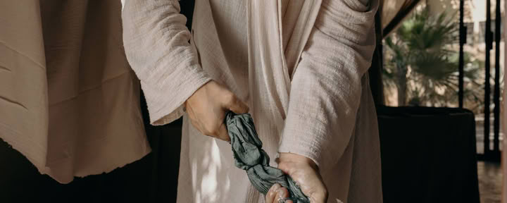 THE ART OF INDIGO DYEING