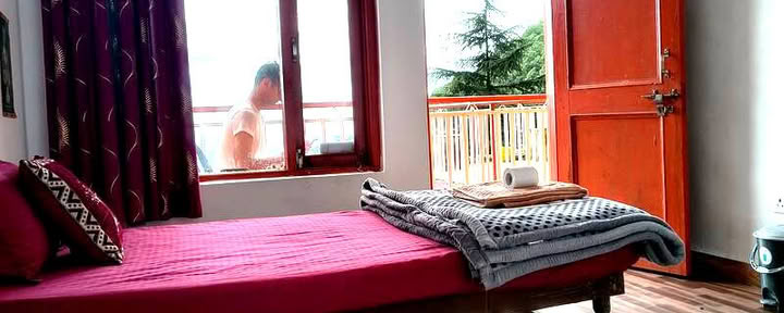200-Hour Yoga Teacher Training – December 02