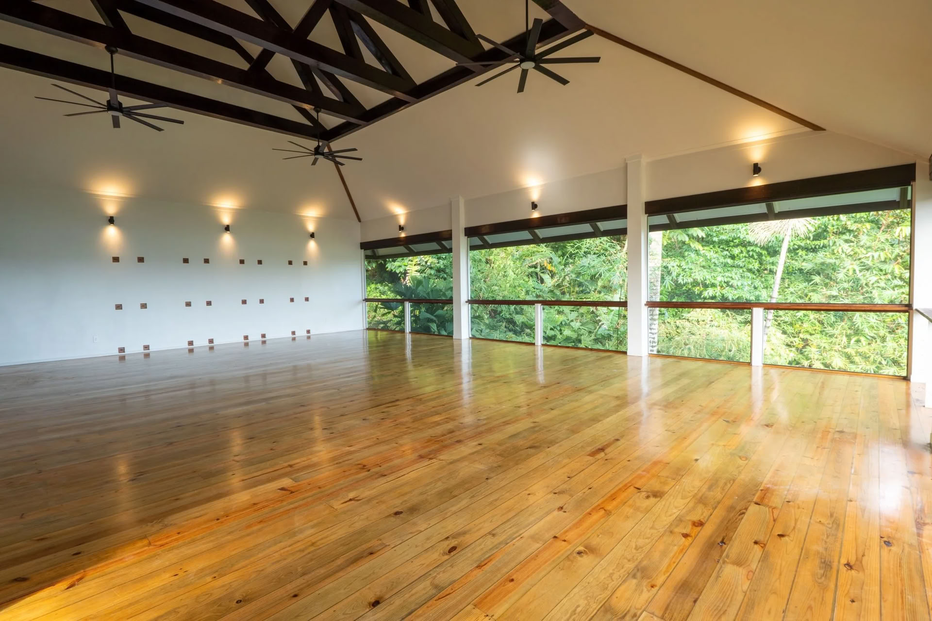 crecer y Florecer: a Roam Yoga & Wellness Retreat