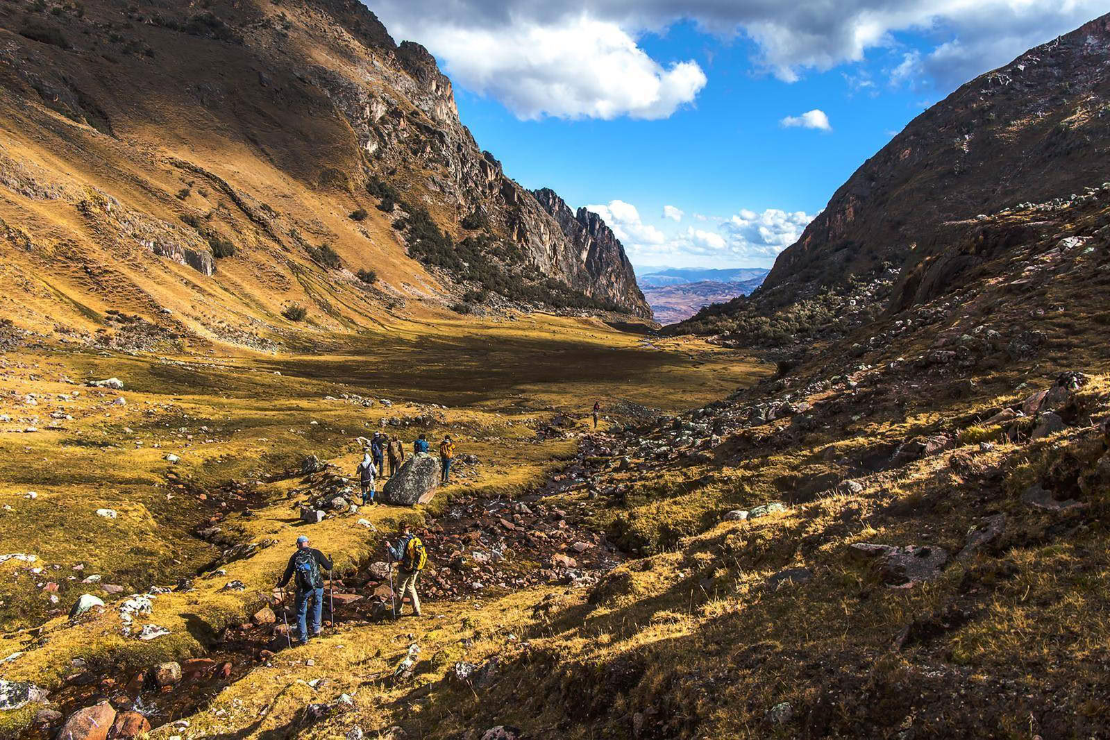 4-Day Spiritual Lares Trek Peru with local Shaman from Qeros