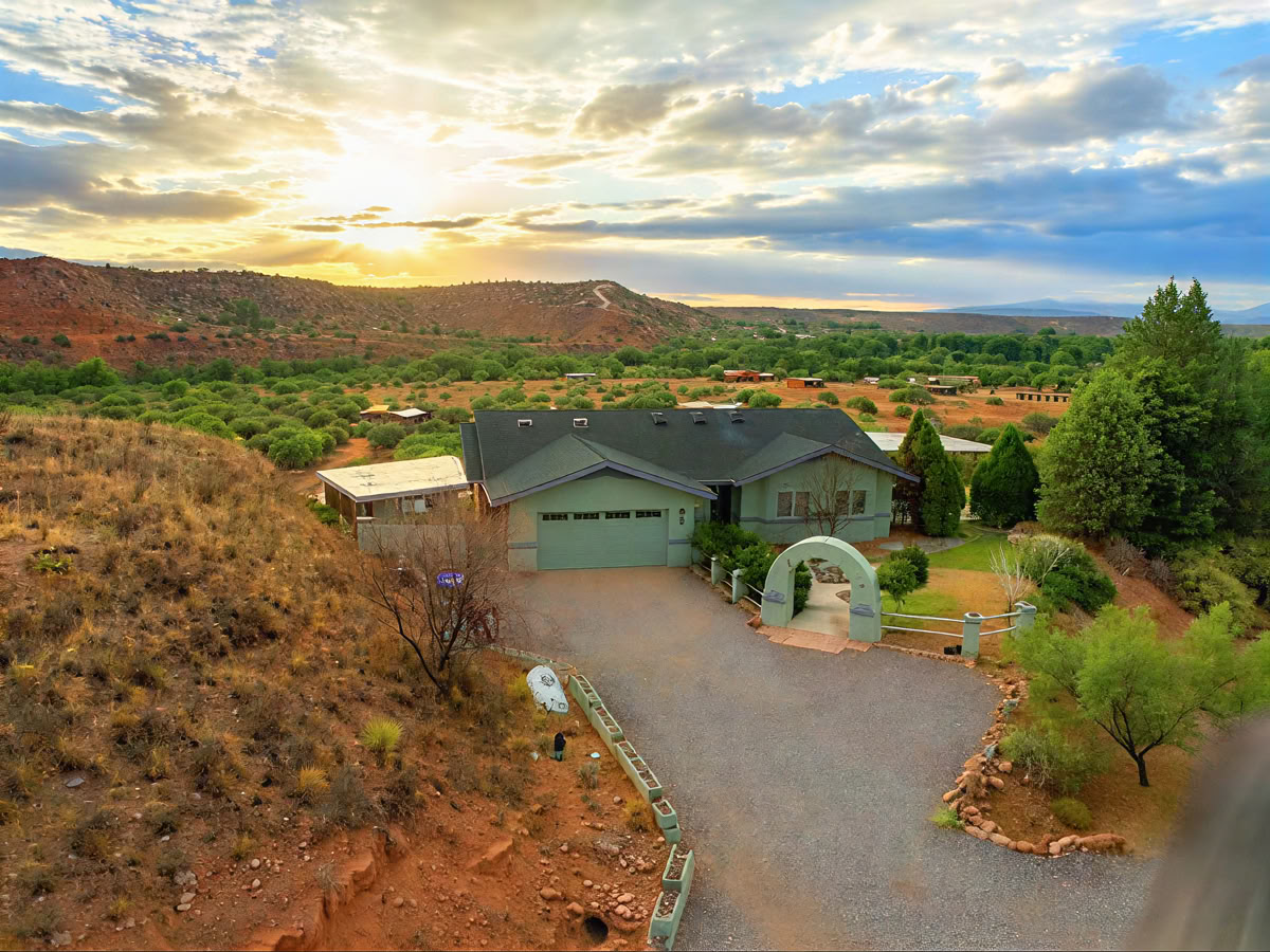 Hummingbird House Experience