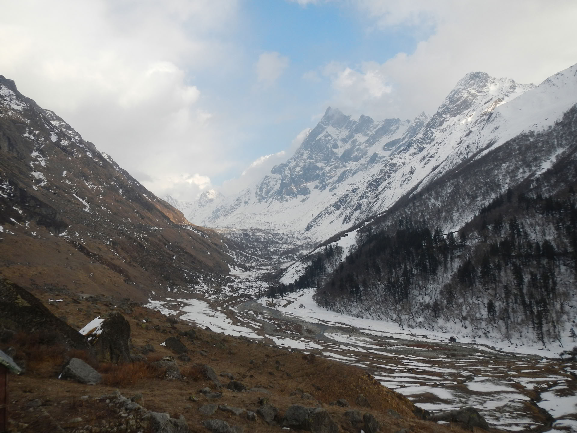 Harkidun Trek