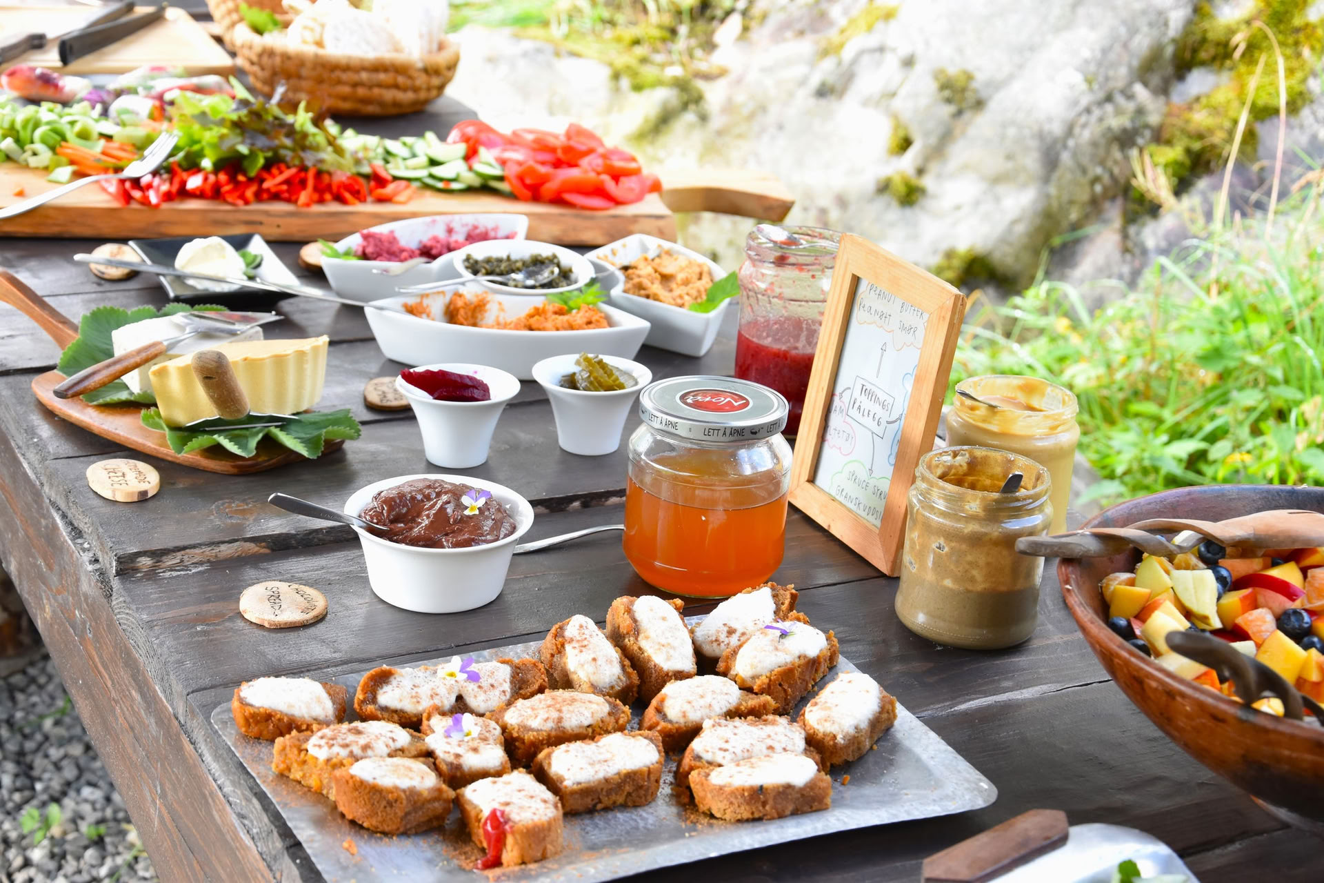 Disconnect, relax and immersion into nature yoga retreat