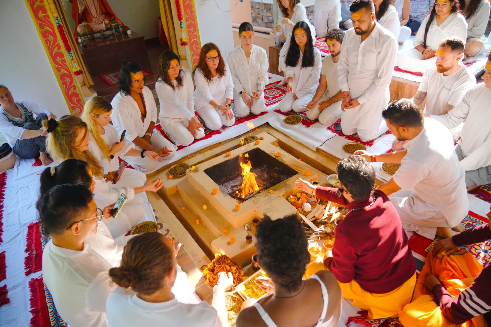 100 Hour Yoga Teacher Training in Rishikesh