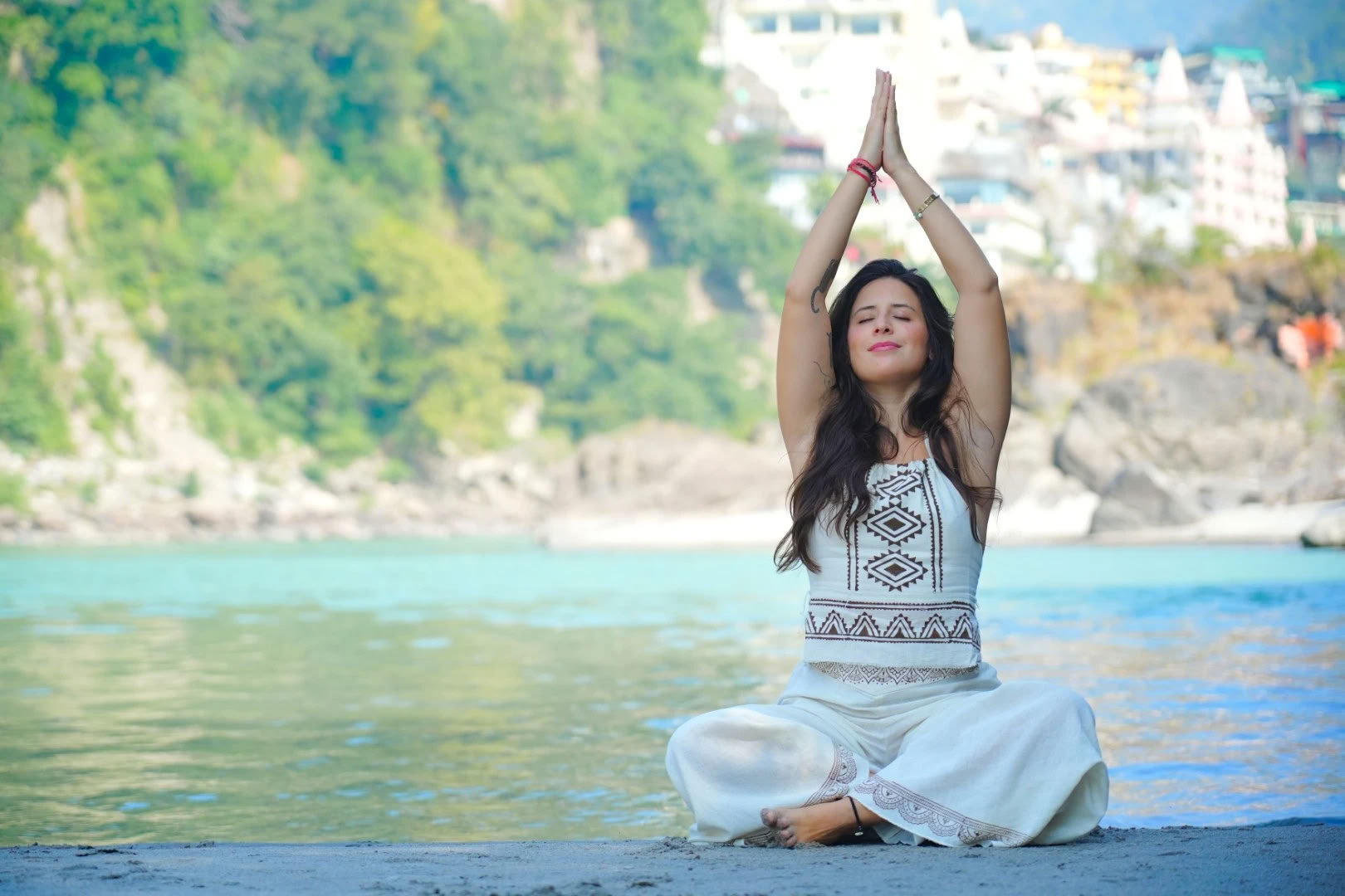 100 Hour Yoga Teacher Training in Rishikesh