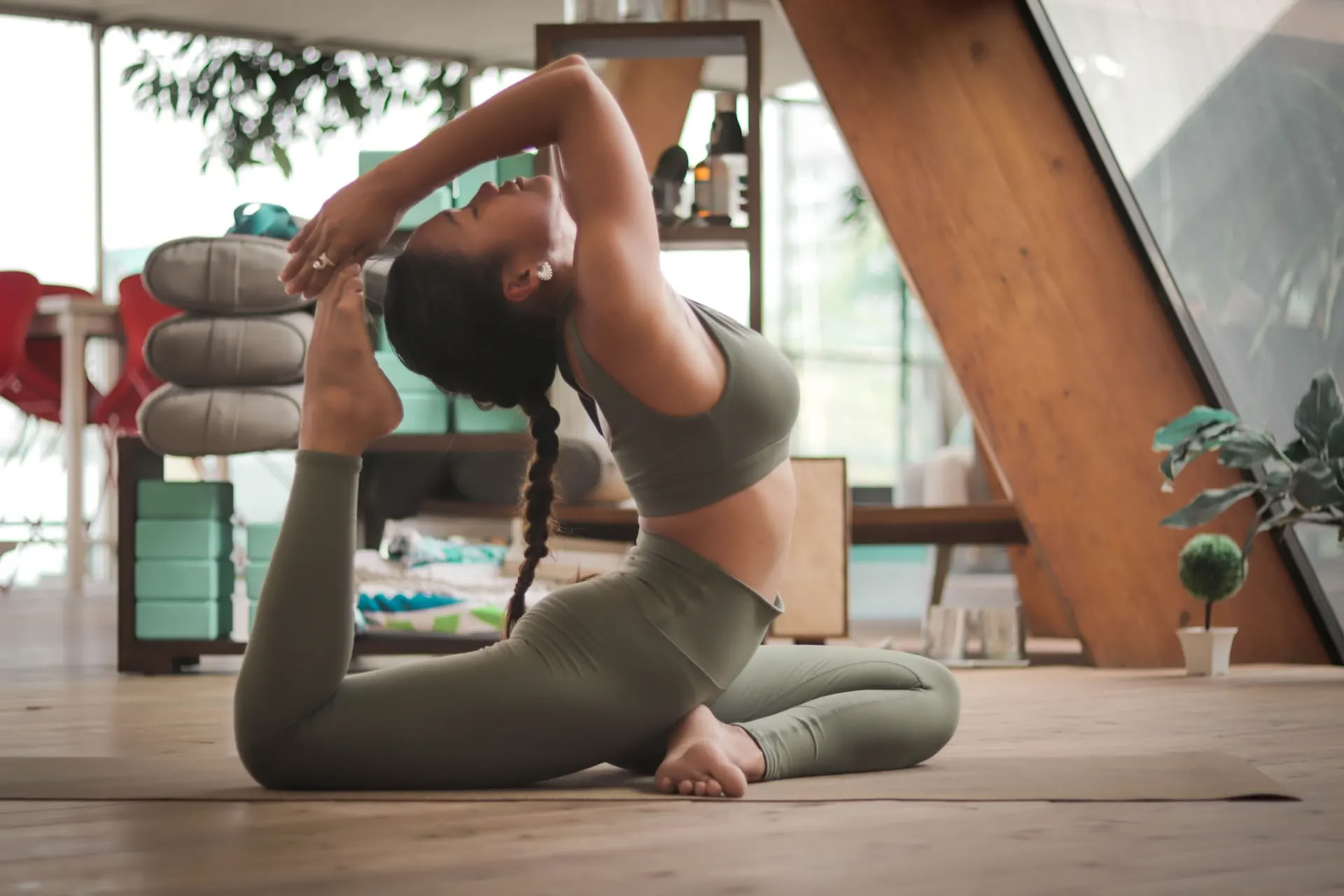 100-Hour Multistyle Yoga Teacher Training in Rishikesh