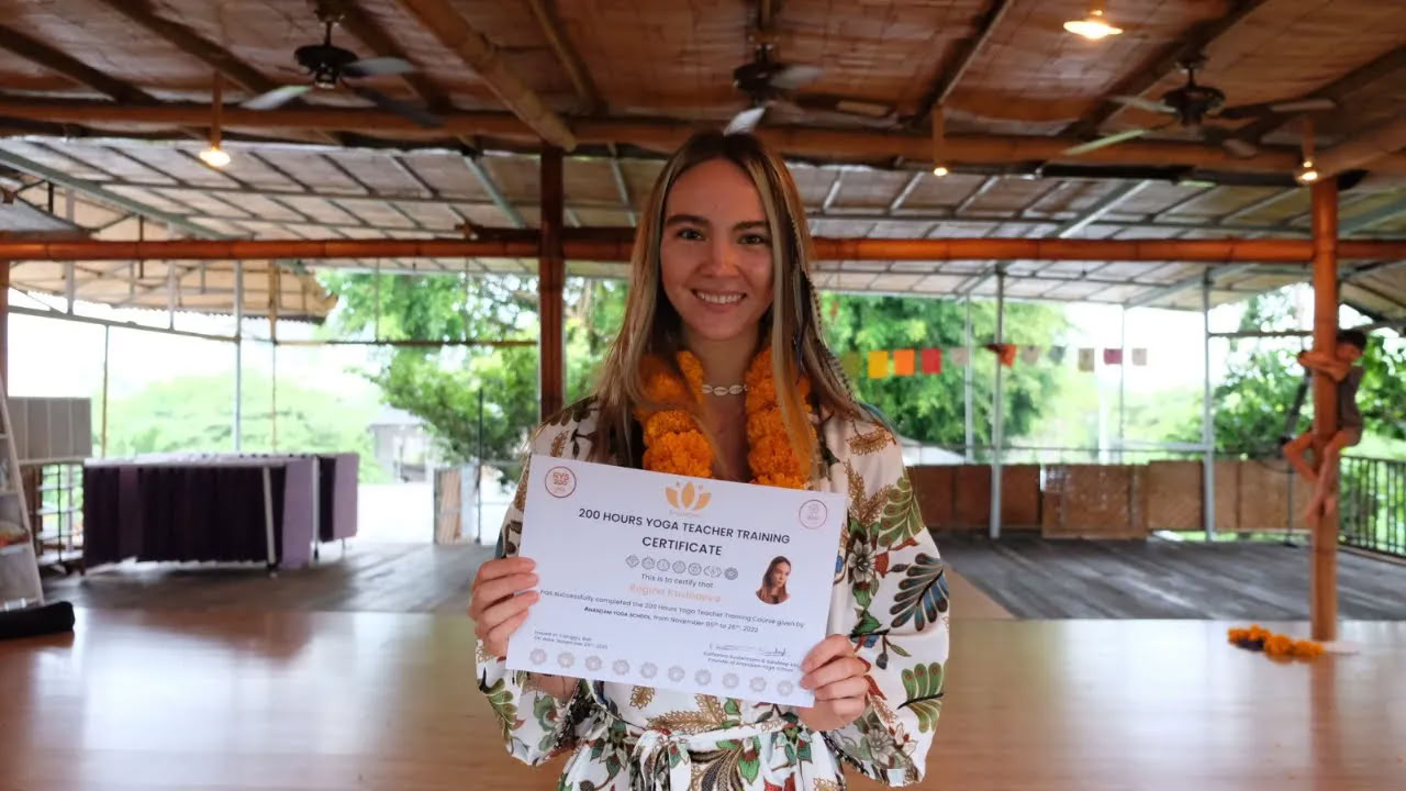 200hr Yoga Teacher Training in Portugal