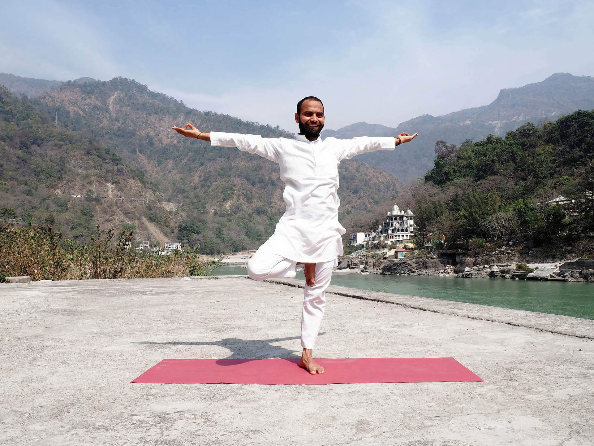 300 hours Yoga Teacher Training Germany