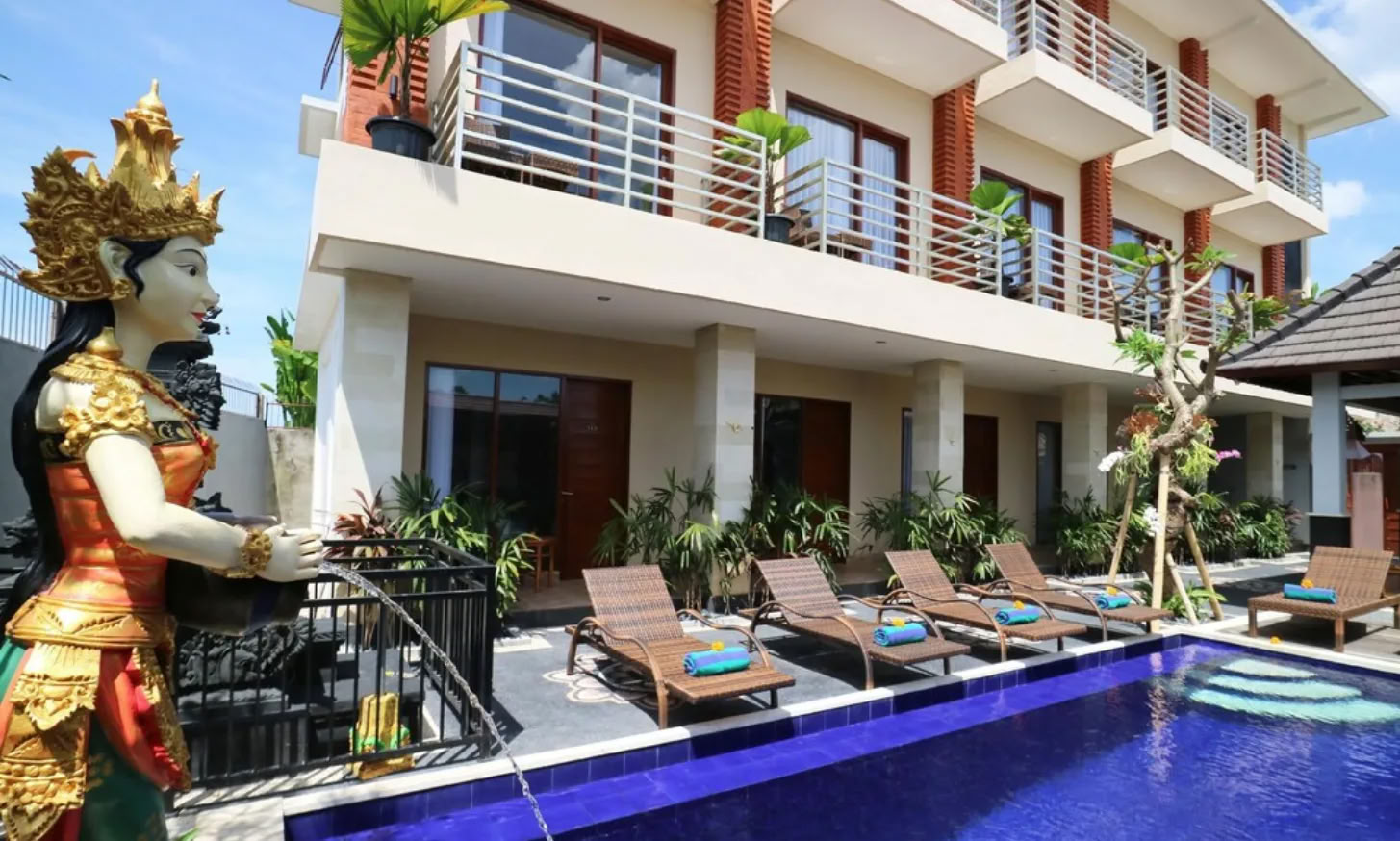 300-Hours Yoga Teacher Training Bali
