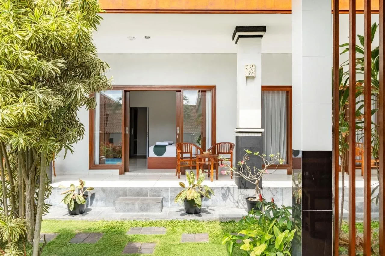 300-Hours Yoga Teacher Training Bali