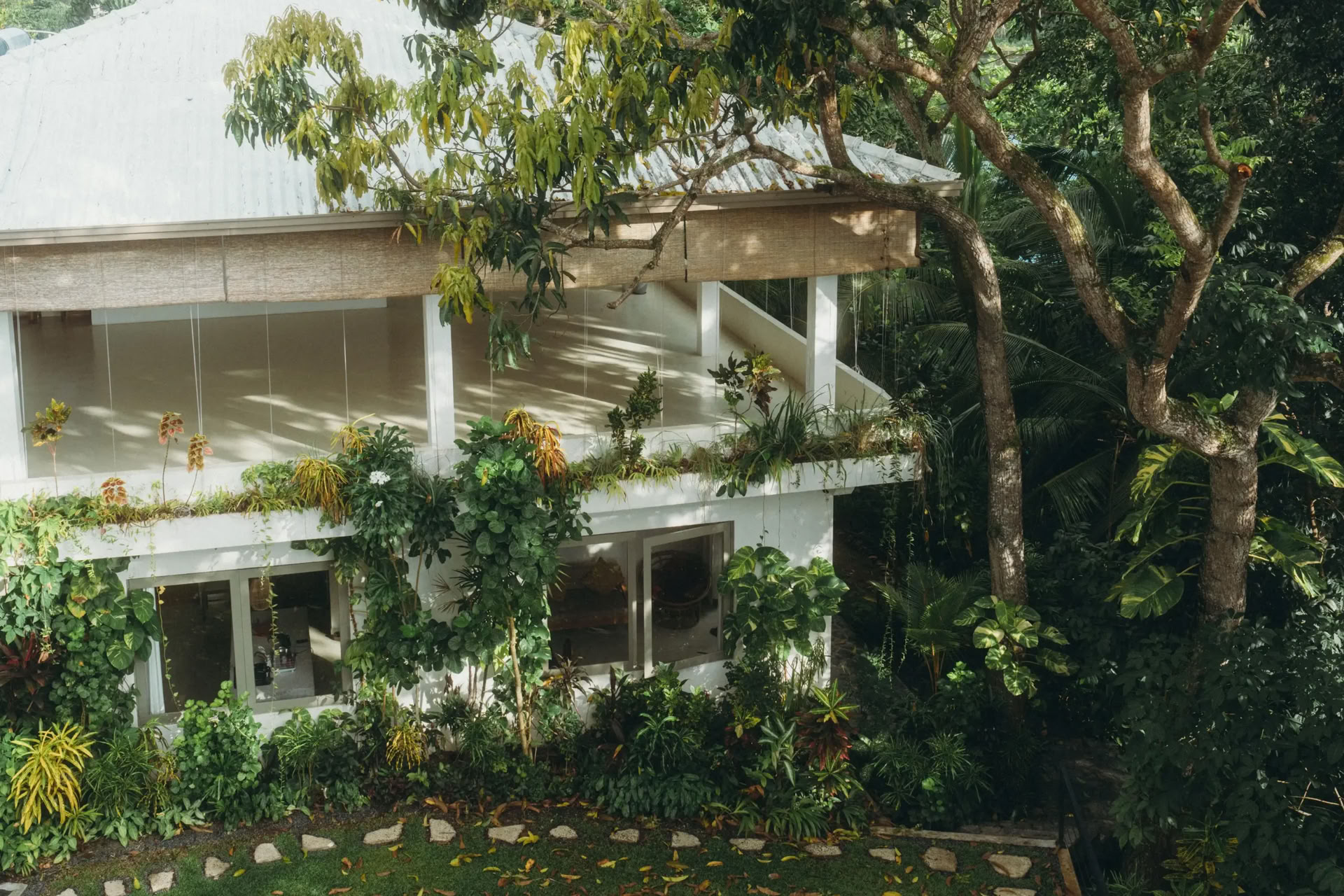 100-Hour Vinyasa + Yin Yoga Teacher Training