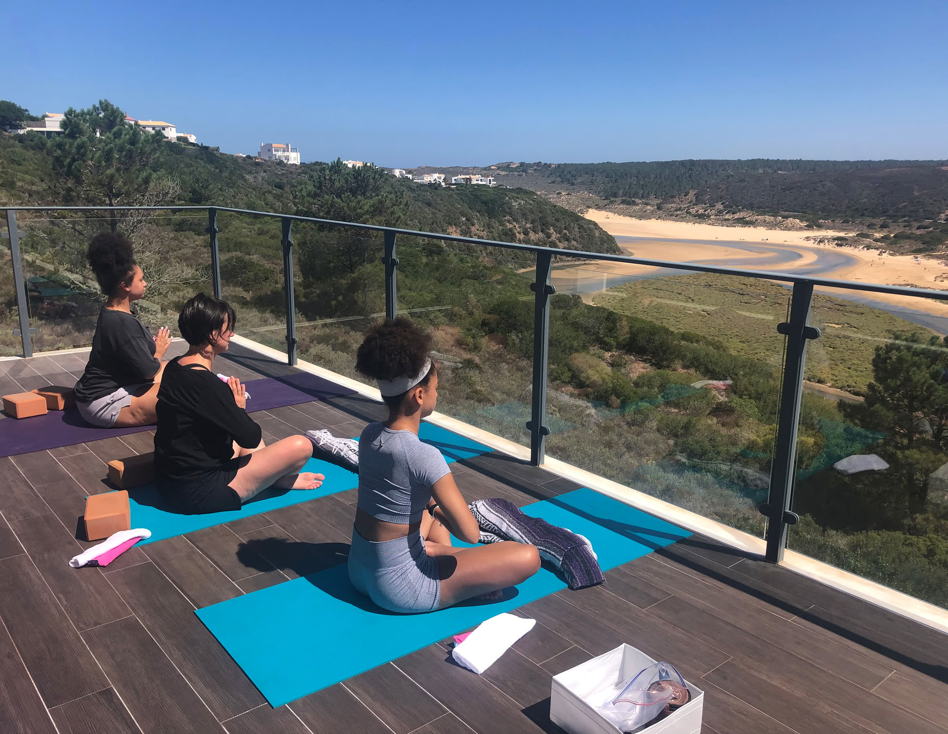 Therapeutic Yoga: Move with Ease