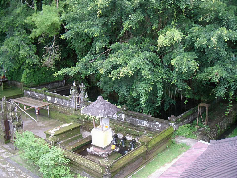 Padang Aji Spring and Mountain Walk