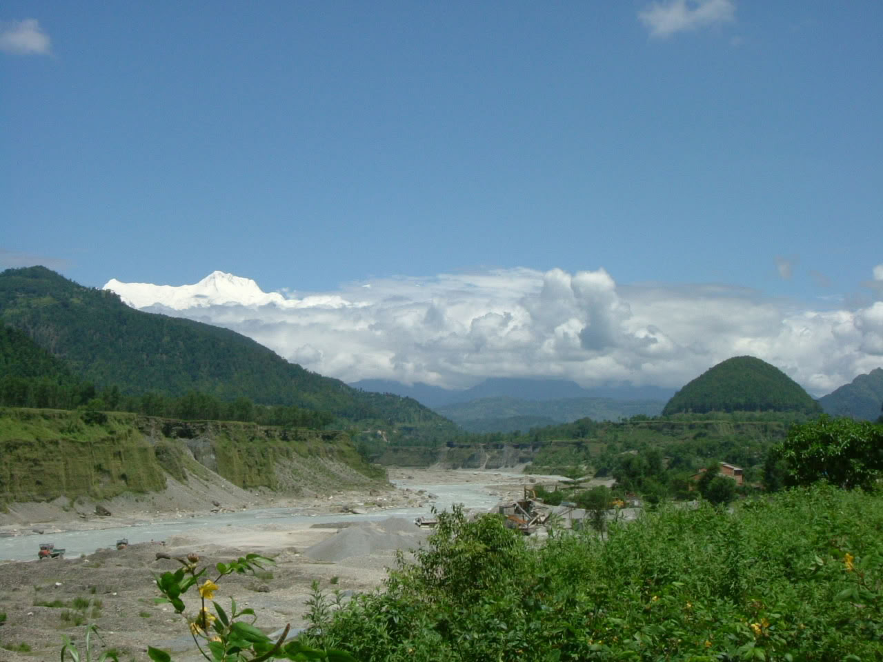 Machhapuchhre Trek and Exploring Himalaya 11 Days