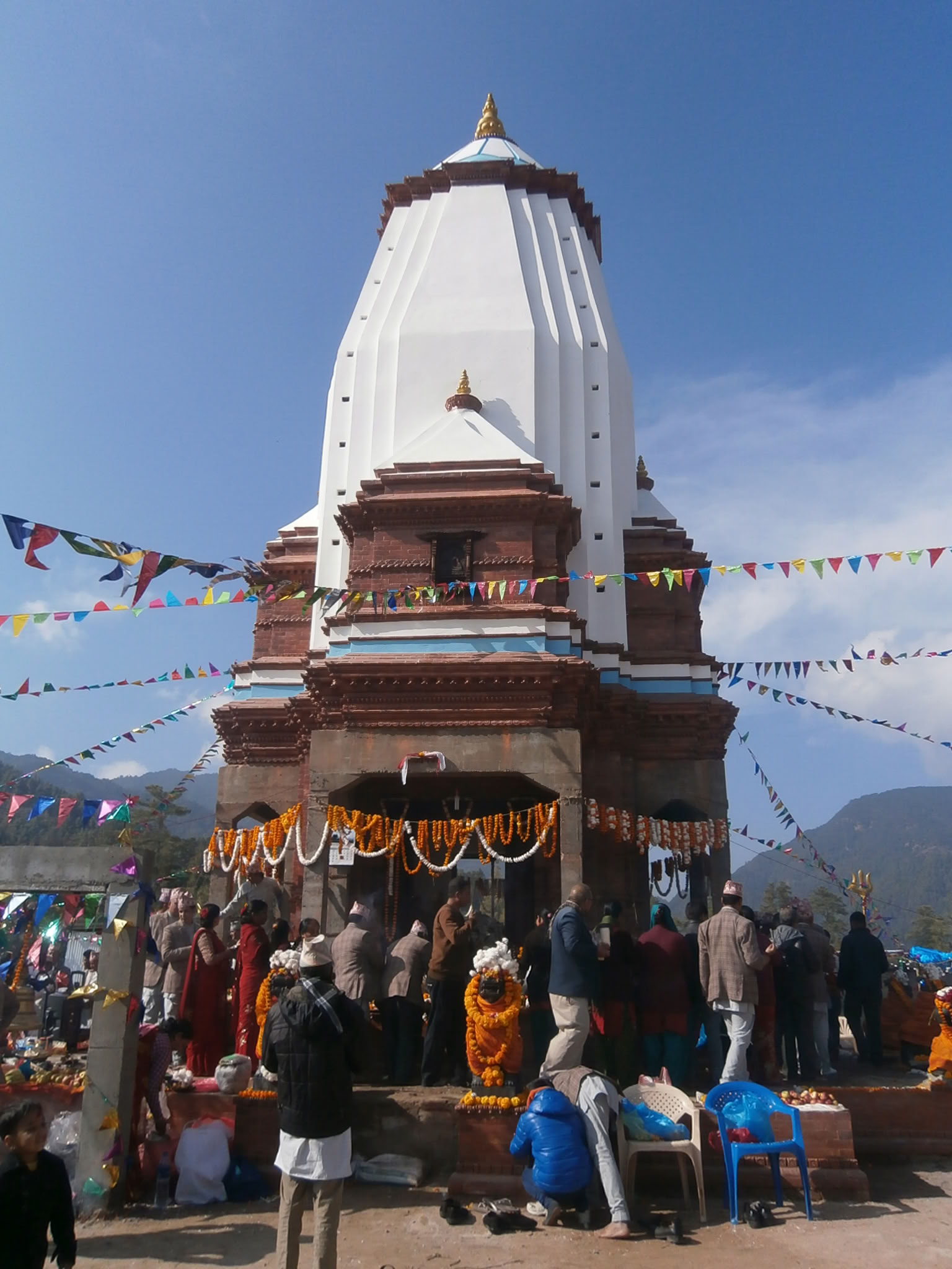 Machhapuchhre Trek and Exploring Himalaya 11 Days