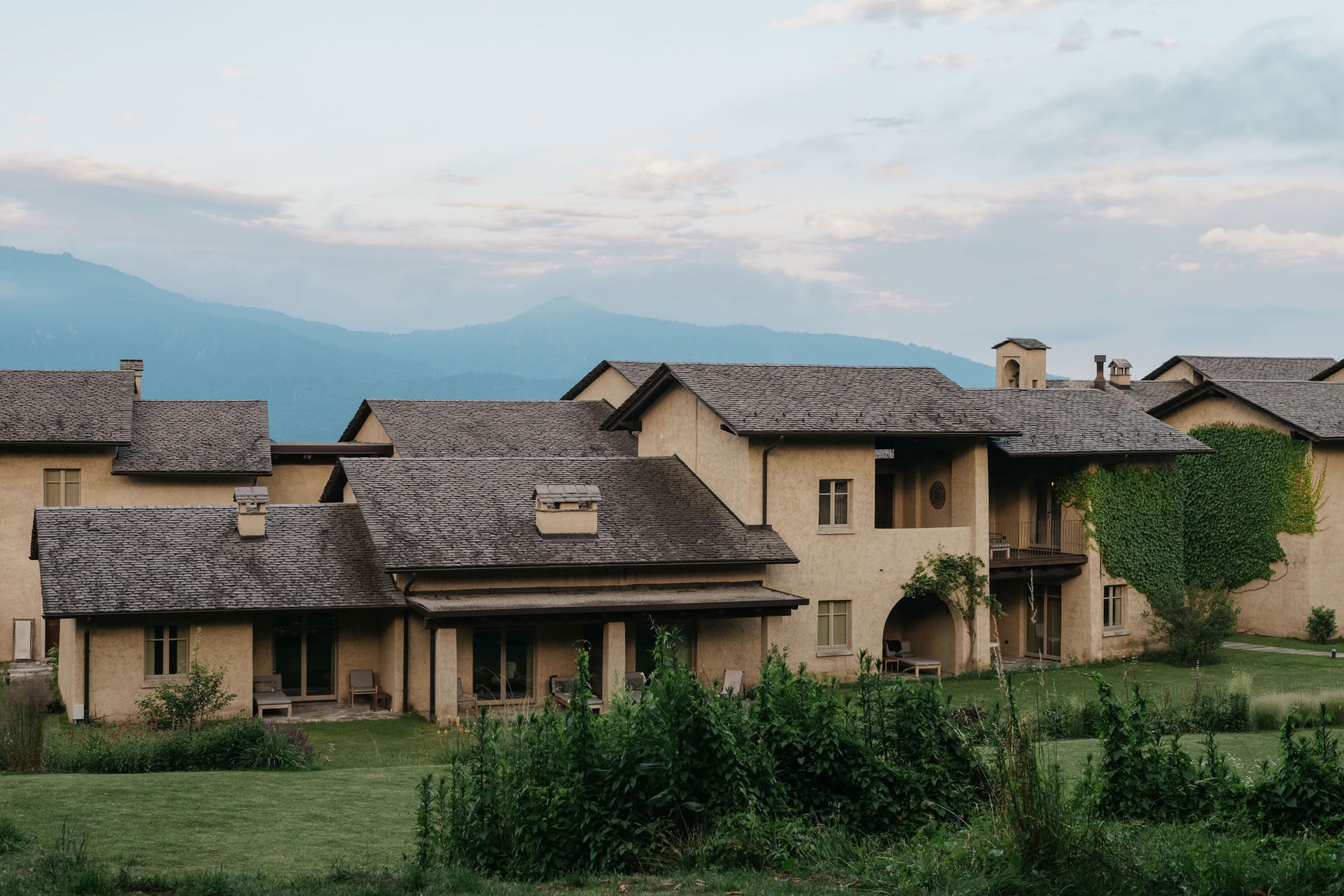 The Upper Room: A 6 Day Channeled Retreat
