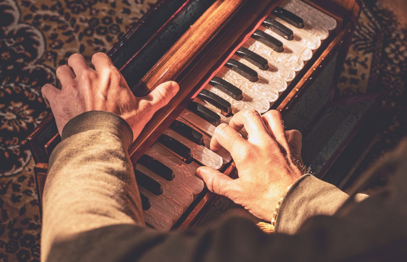 Kirtan & Mantra Chanting Course