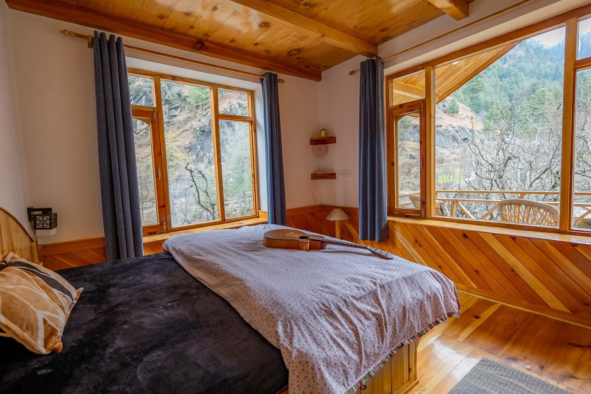 Himalayas Retreat - Marigold Room (Double Occupancy)