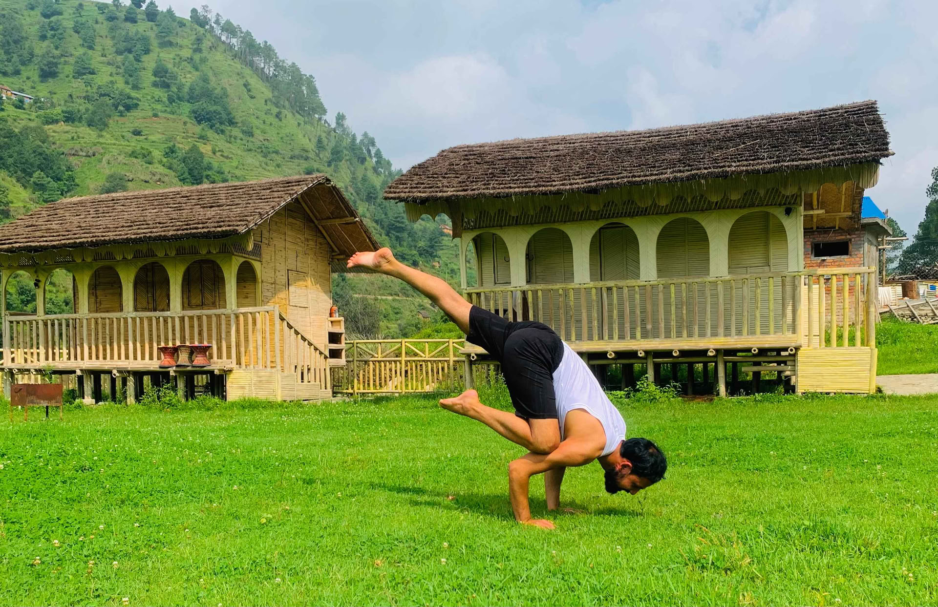 200 Hours Yoga Teacher Training In Nepal