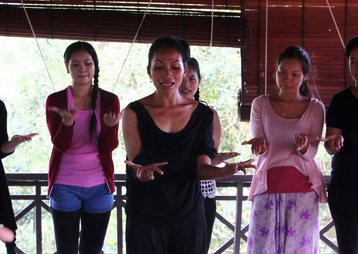 Open Express with Andrea kwiatkowski for Yogathon for Global Peace