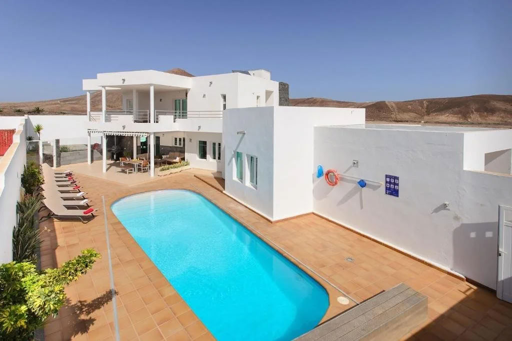 Cellular Renewal Pilates & Walking Retreat Lanzarote — DBC Health Retreats Europe Retreats 2024