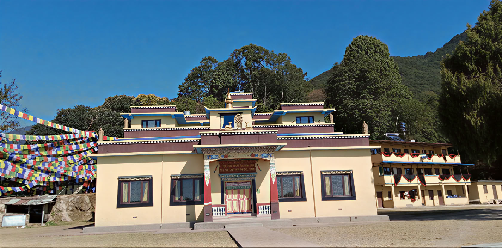 Seven Days Buddhist Monastery Trekking Meditation Yoga Retreat