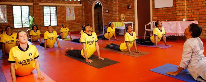 7 Days Yoga Retreat & Wellness Program at Santhi Yogashram, Pala