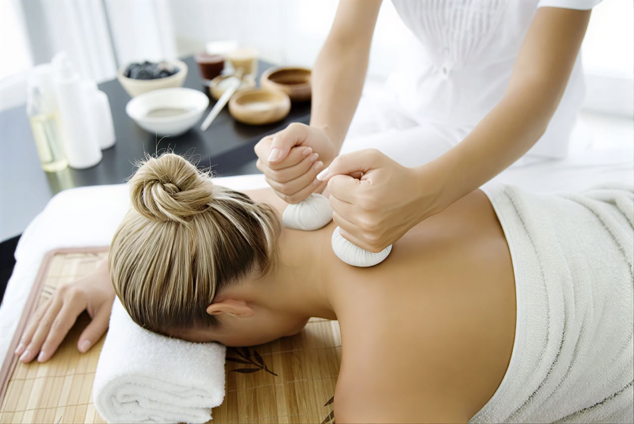 14-Night Panchakarma Ayurveda Program at Manaltheeram Ayurveda Beach Village, Kovalam