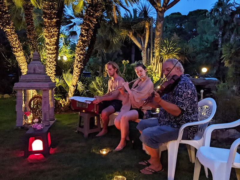 Public Live Satsang