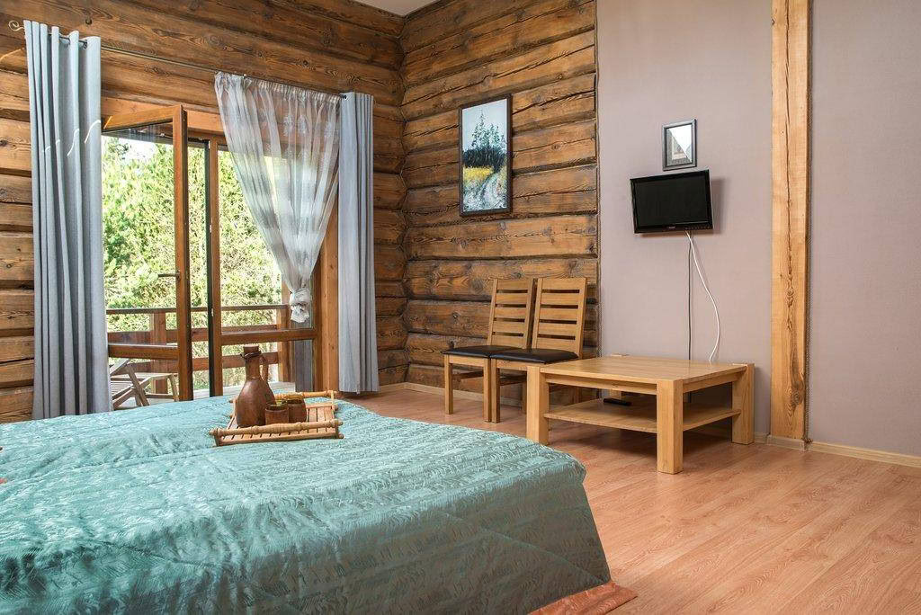 Golden Leaves: An Autumn Wellness Retreat