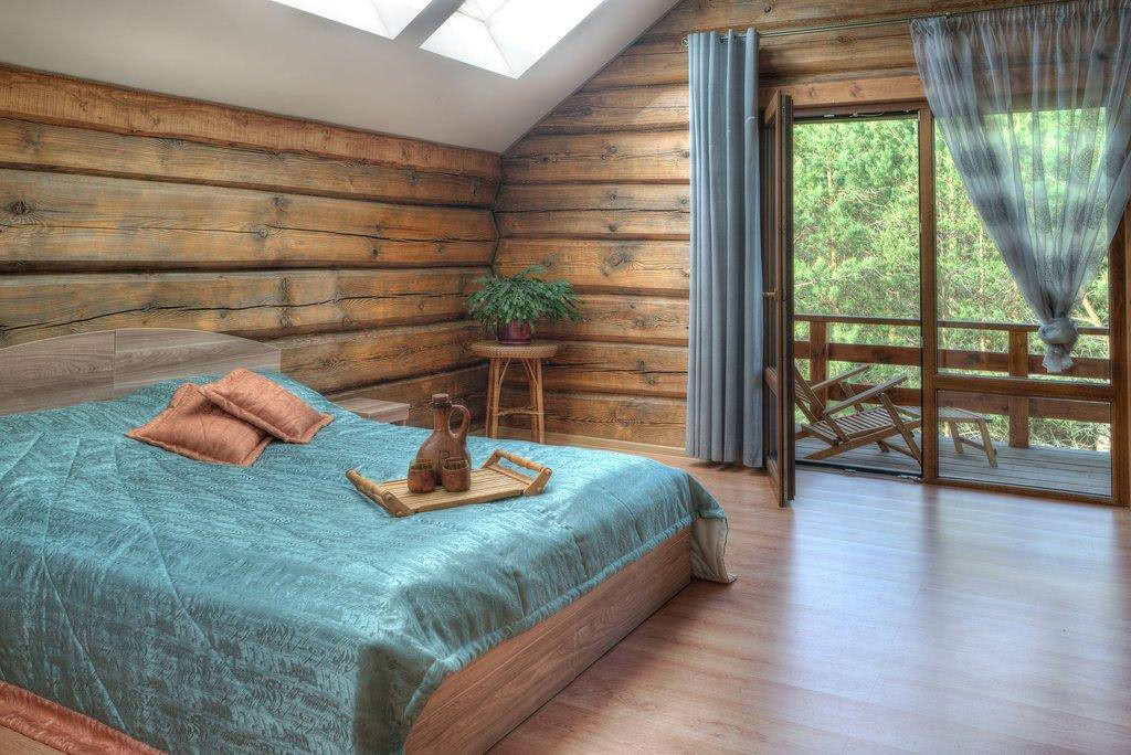 Golden Leaves: An Autumn Wellness Retreat